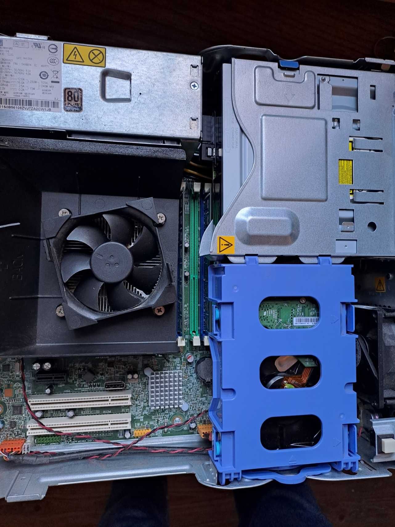 PC Desktop Lenovo ThinkCentre M82 i5-3470 SFF