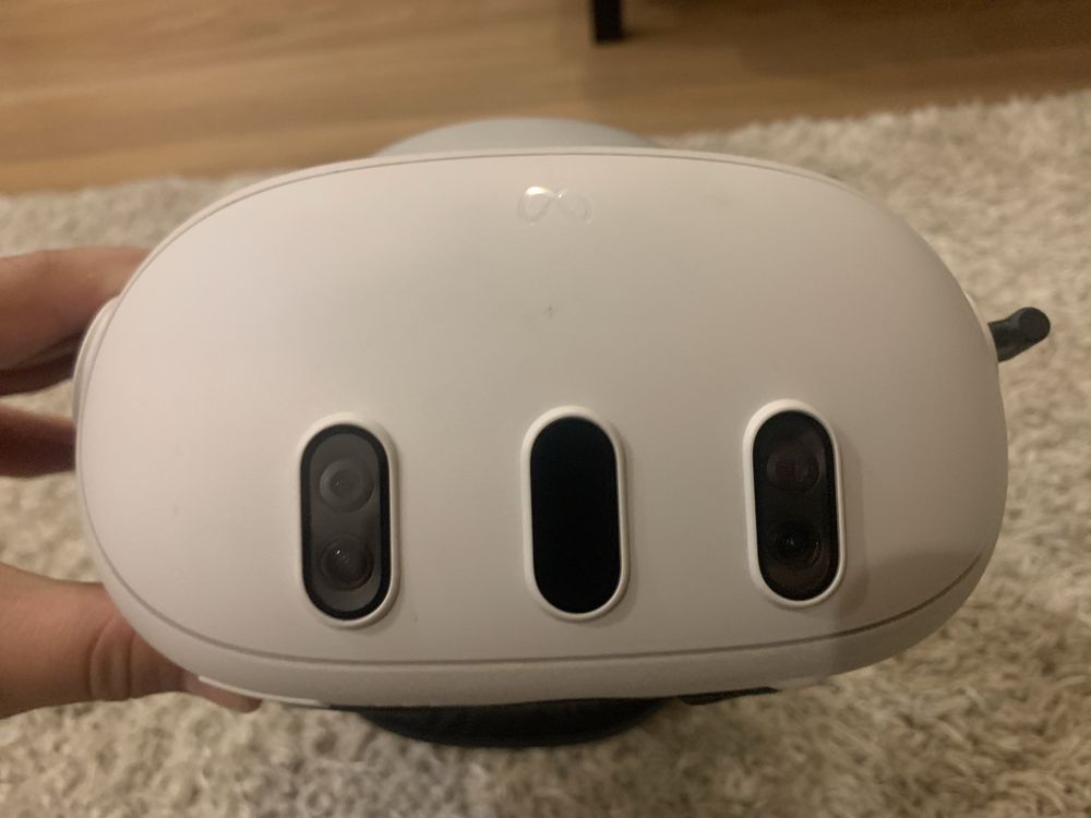 Meta quest 3 + bobovr m3 pro + кейс