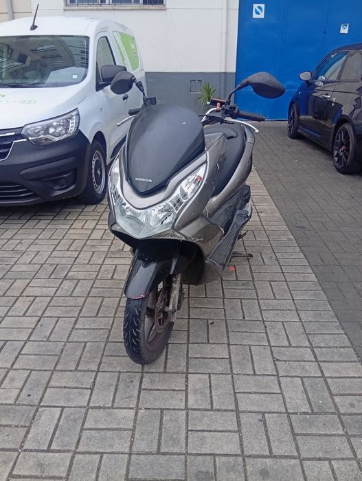 PCX ano 2011 gasolina