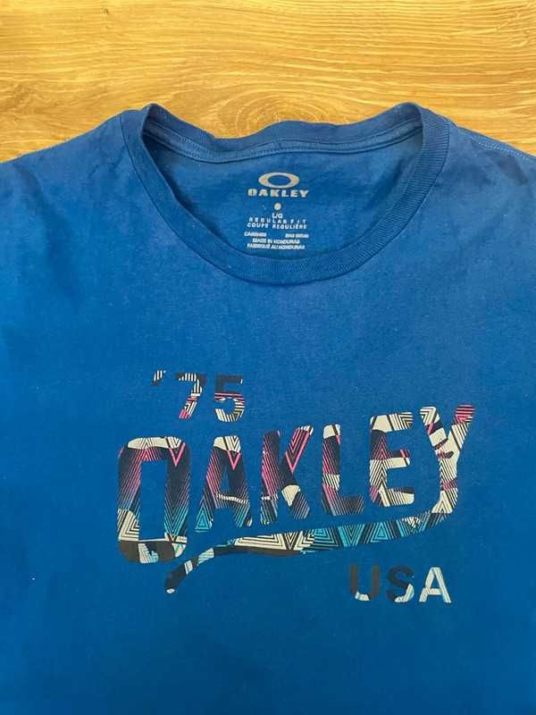 Vintage 90s koszulka swag tee Oakley Software center logo skate y2k