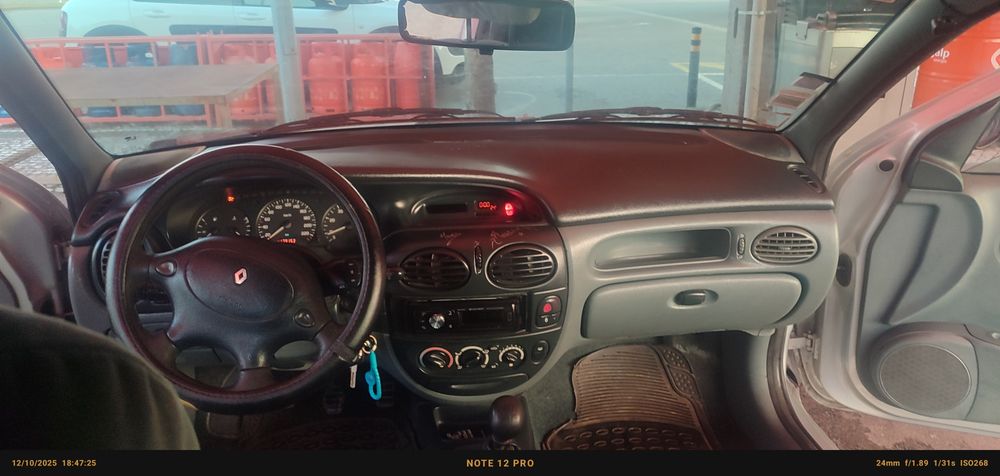 Renault Megane -97