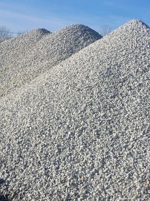 Piasek, żwir, tłuczeń, podbudowy – transport TIR