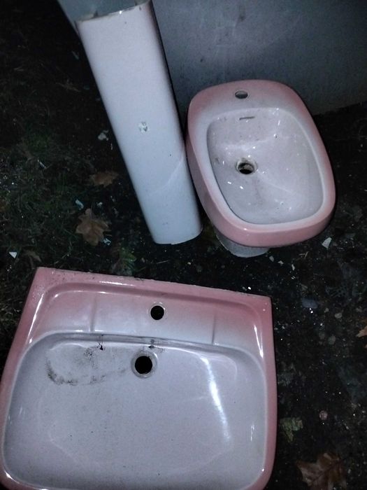 Louça de casa de banho