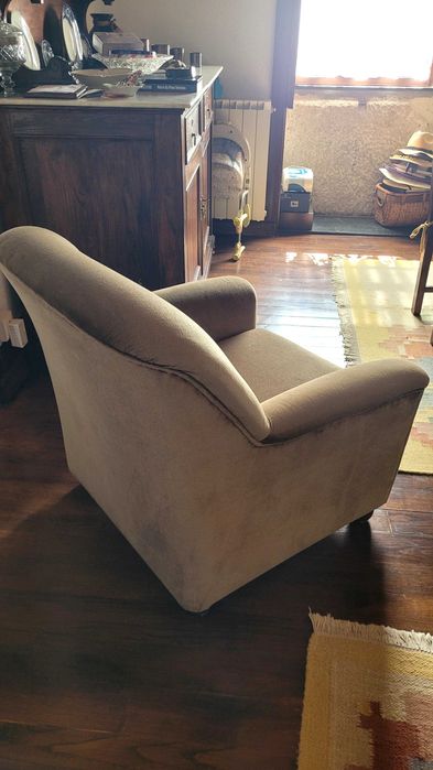 2 Sofás individuais como novos