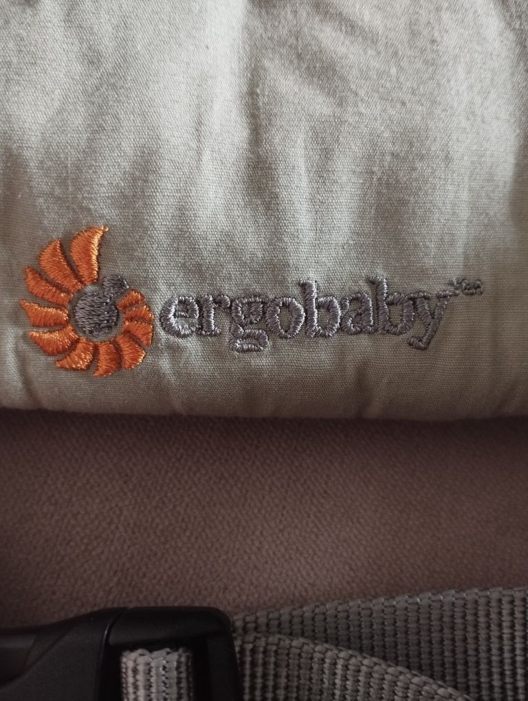 Nosidełko Ergobaby 360 od 5.5kg-15 kg