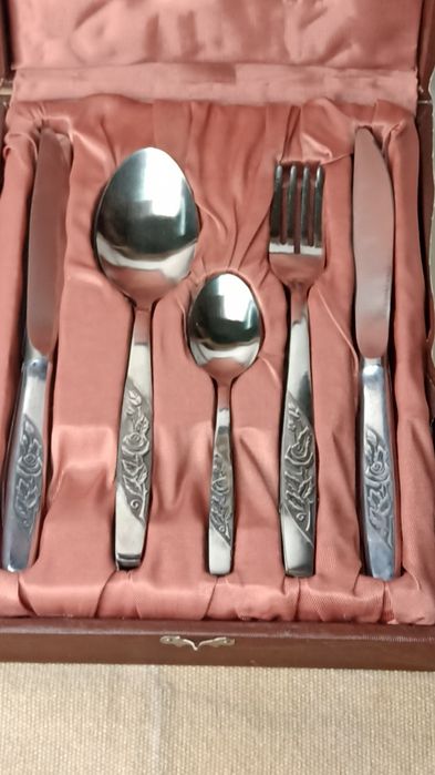 Komplet sztućców wzór Róża stał nierdzewna. ZSRR. Nowy.