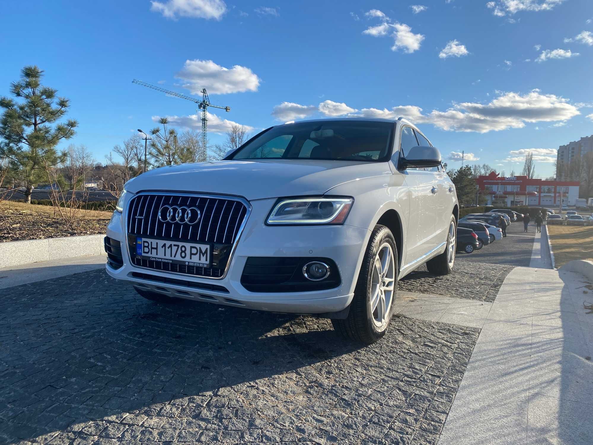 Audi Q5 Premium Plus  Модельный 2017 год