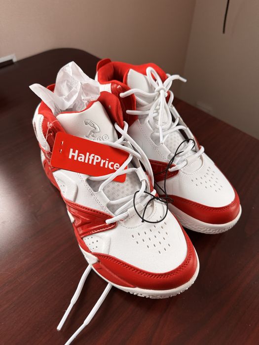 Кросівки 42 розмір