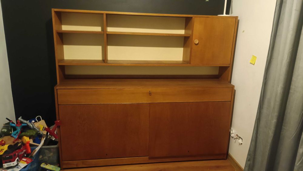 Łóżko, tapczan półkotapczan z czasów PRL