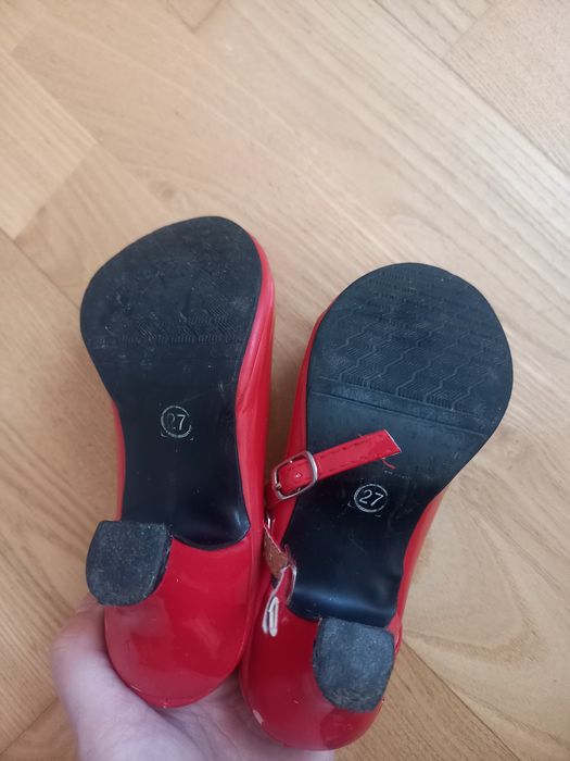 Дитячі святкові туфлі