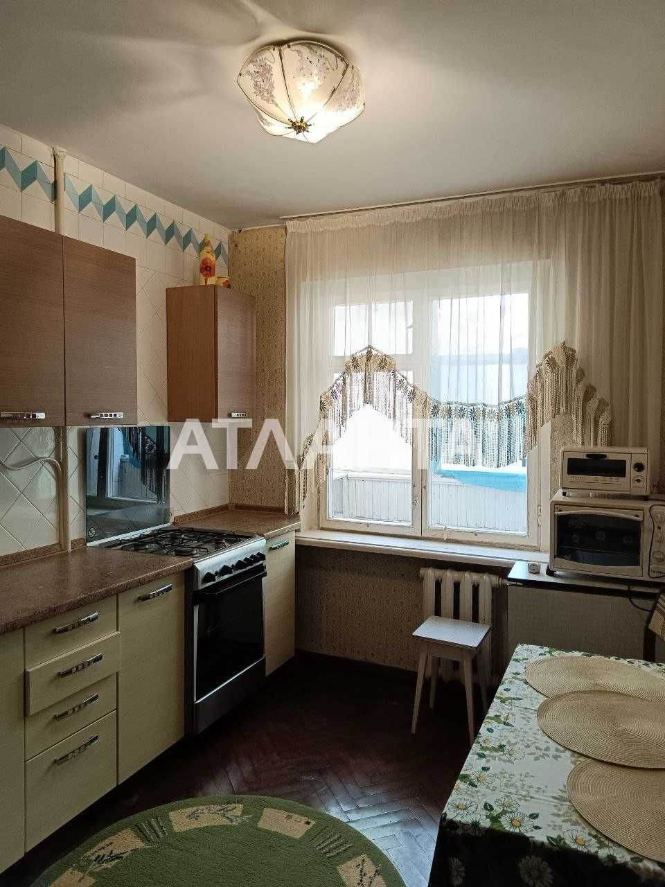 Продам 3-комнатную квартиру Средний этаж Центр Таирова Глушко