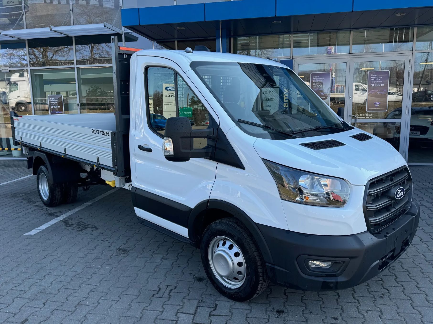 Ford Transit  Wywrotka Scattolini / 3700 dł zewnętrzna