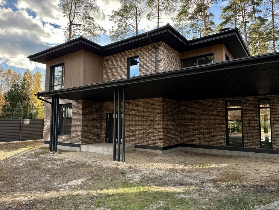 Будинок у лісовій Бучі у КМ