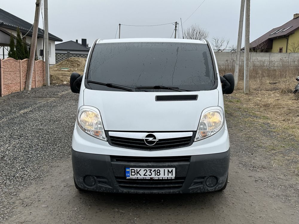 Opel Vivaro / Опель Віваро 2014 грузо пасажир оригінал + вебасто CDI