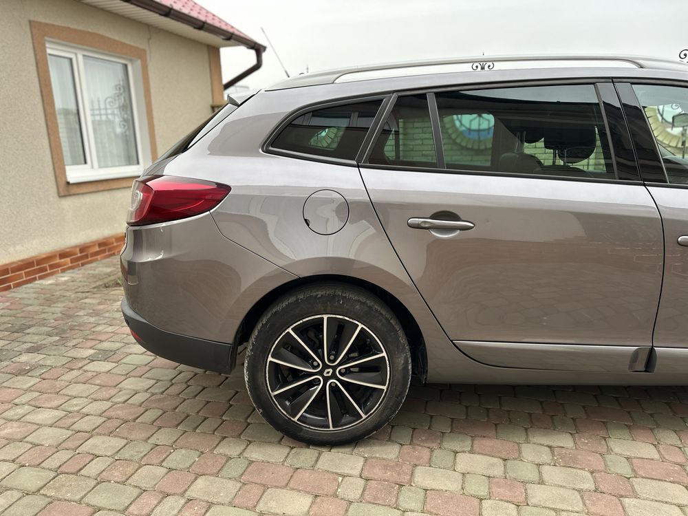 Renault Megane Bose 2012