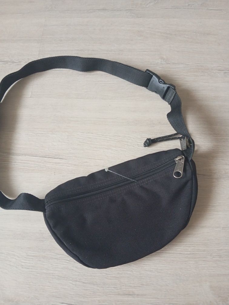 Бананка Eastpak ,сумка