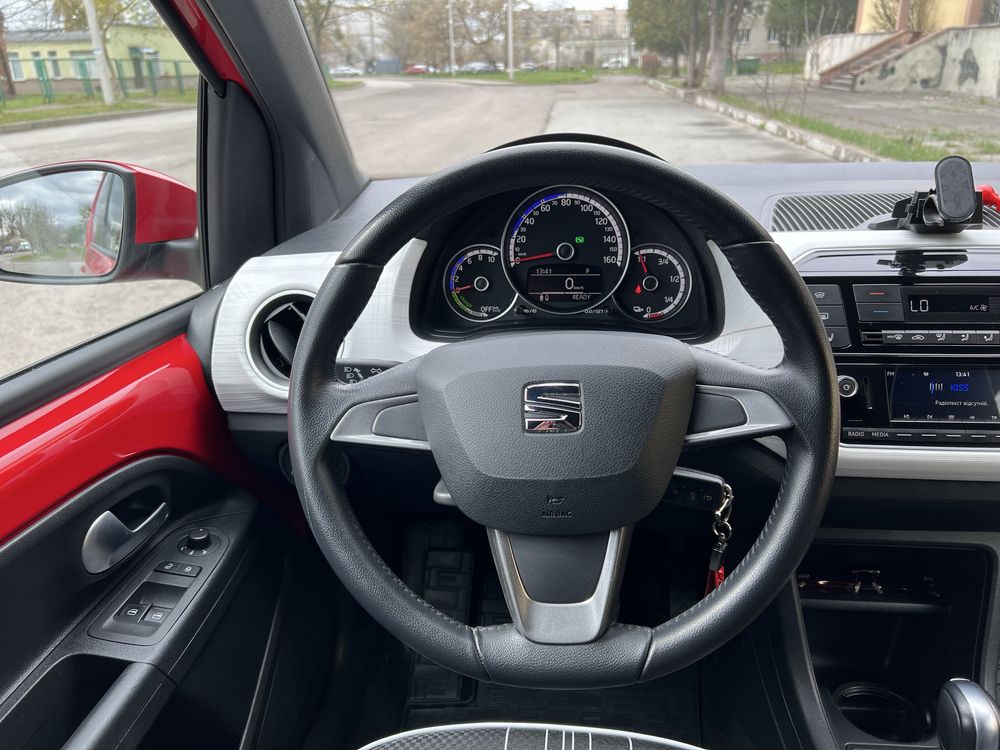 Seat Mii 2021 року 36,8 kw. Ідеальний стан. Європа