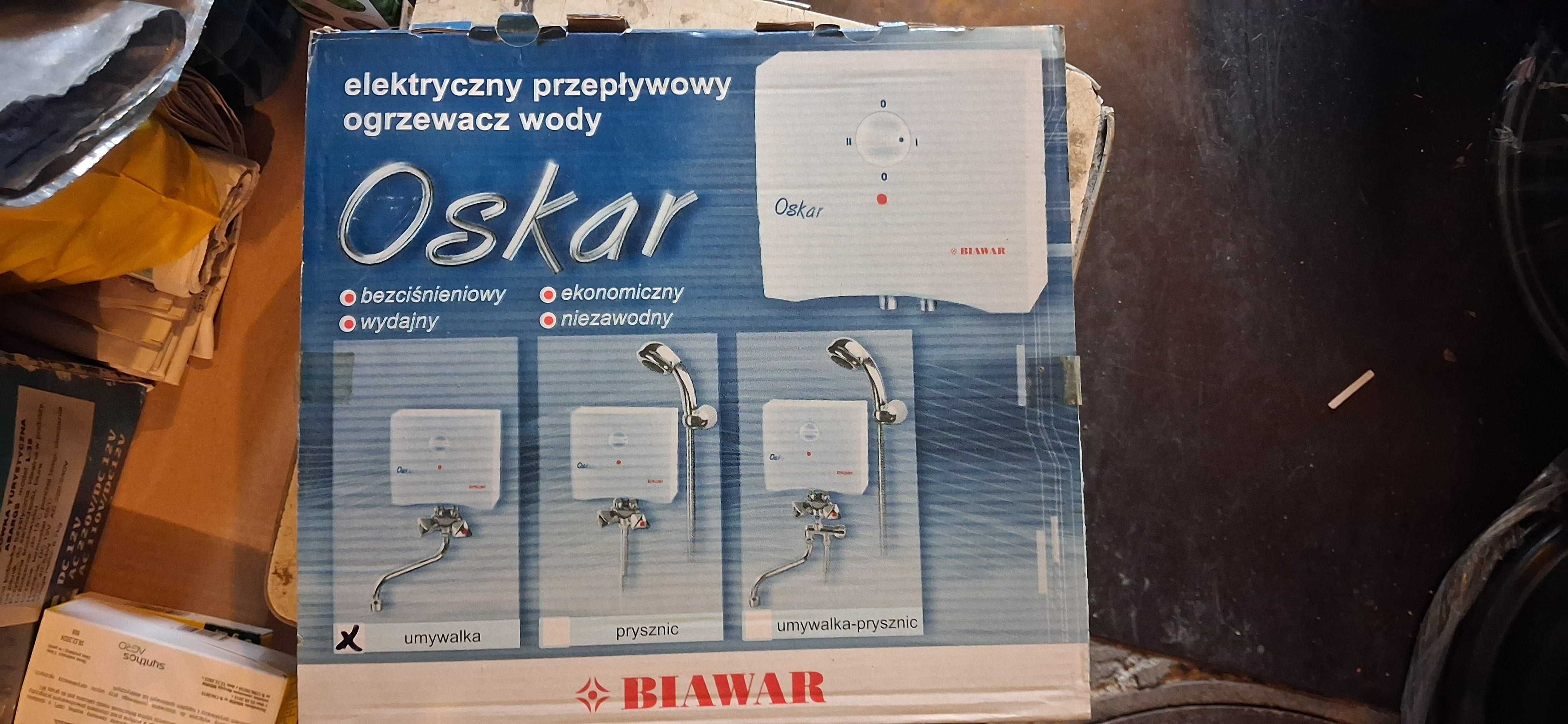 Elektryczny przepływowy podgrzewacz wody umywalkowy Oskar Biawar