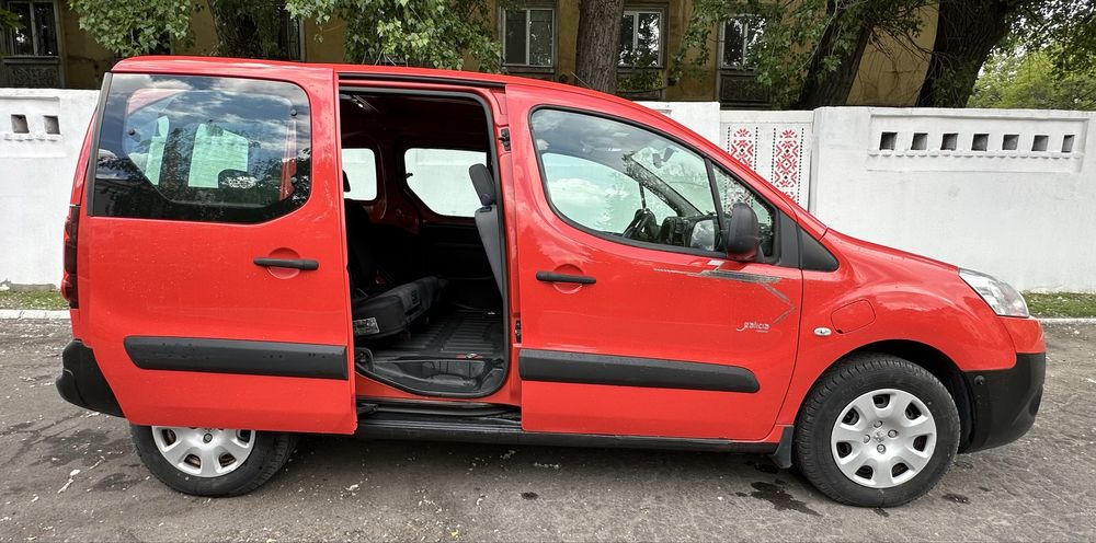 Продам Peugeot Partner Electro 2013 24 квт 133.000 км