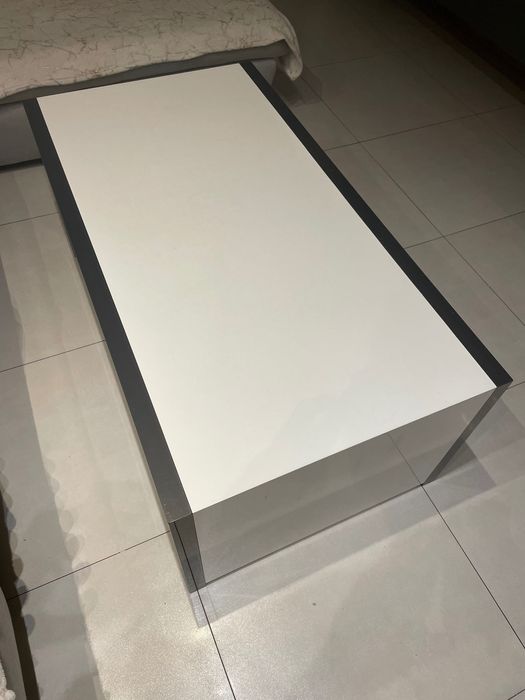 Sprzedam stół do jadalni i stolik kawowy