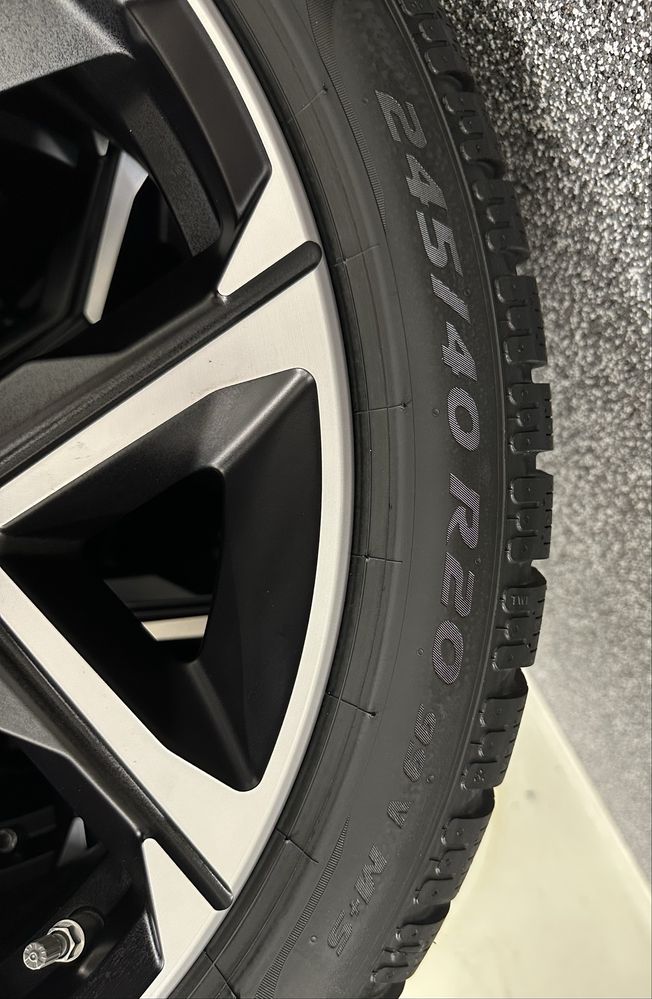 Nowe oryginalne koła zimowe alufelgi 20 BMW X1 U11 X2 U10 iX1 iX2 872M