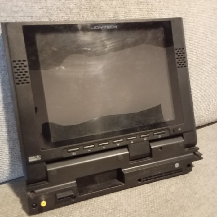 Ecrã portátil Joytech LCD 8'' para PS2 Slim
