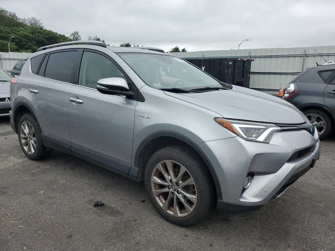 Toyota RAV4 hybrid 2017