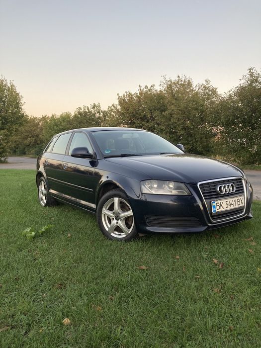 Продам Ауді а3 1.6тді 2010рік