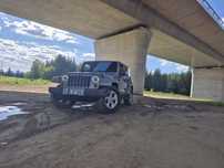 Jeep Wrangler Sahara 2013r