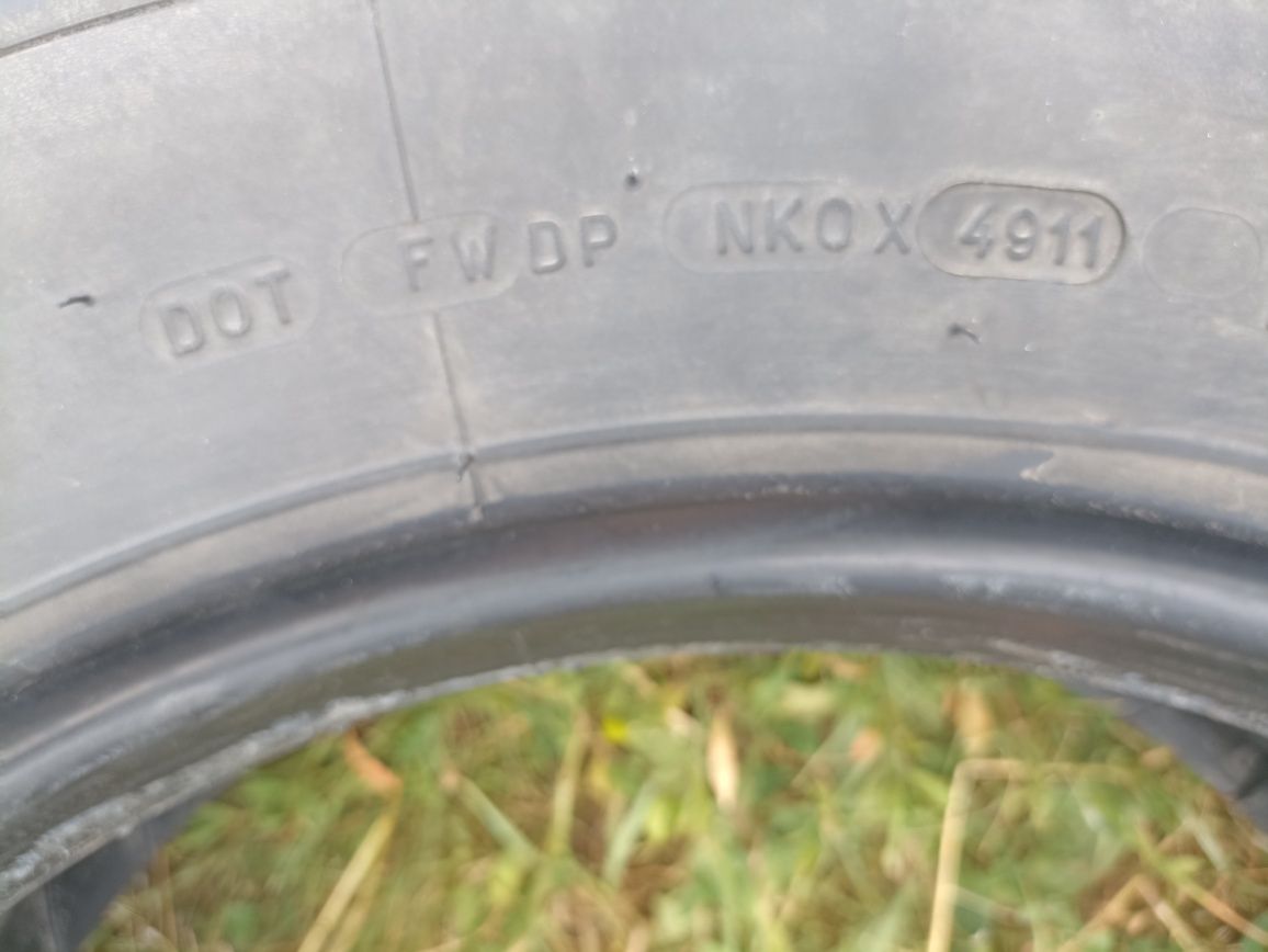 Шина передня Michelin 265/70 r19,5