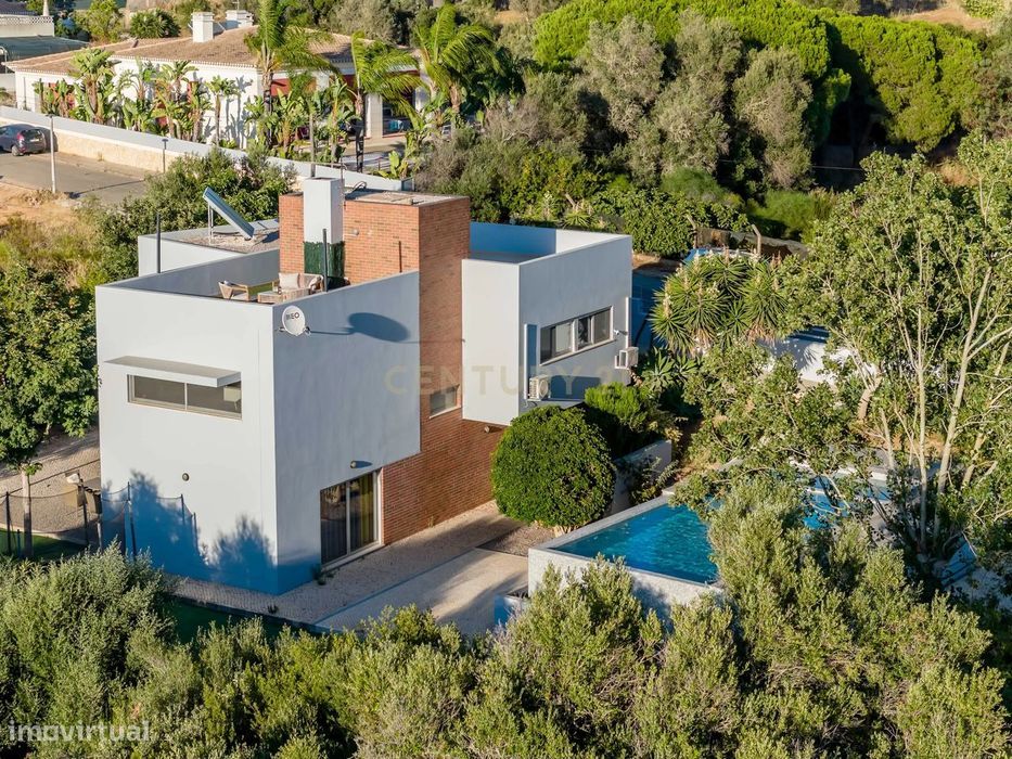 Moradia Moderna V3+1 Com Vista Panoramica Em Montes De Alvor