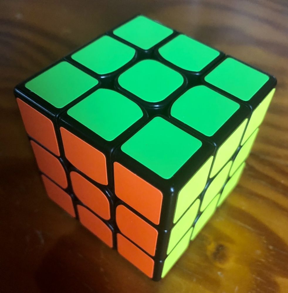 Cubo Mágico de Velocidade / Speedcube 3x3 - Novo