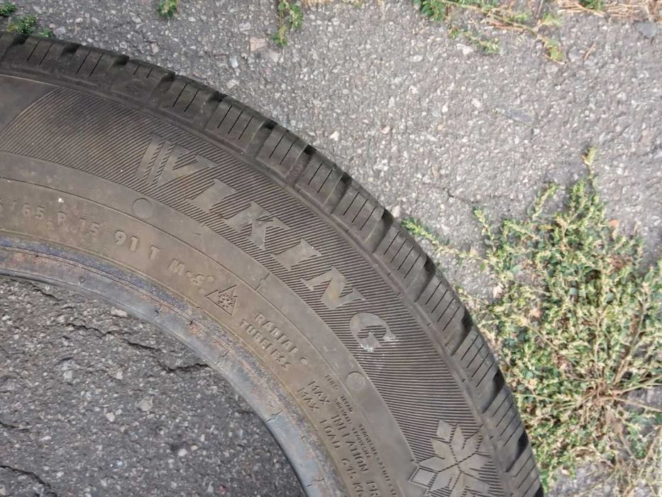 Продам резину, шини Viking WinTech 195/65 T R15, б/у, зима.