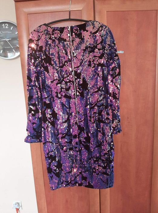 Sukienka krótka rozmiar m/l