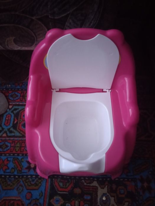 Продам горшок для девочки