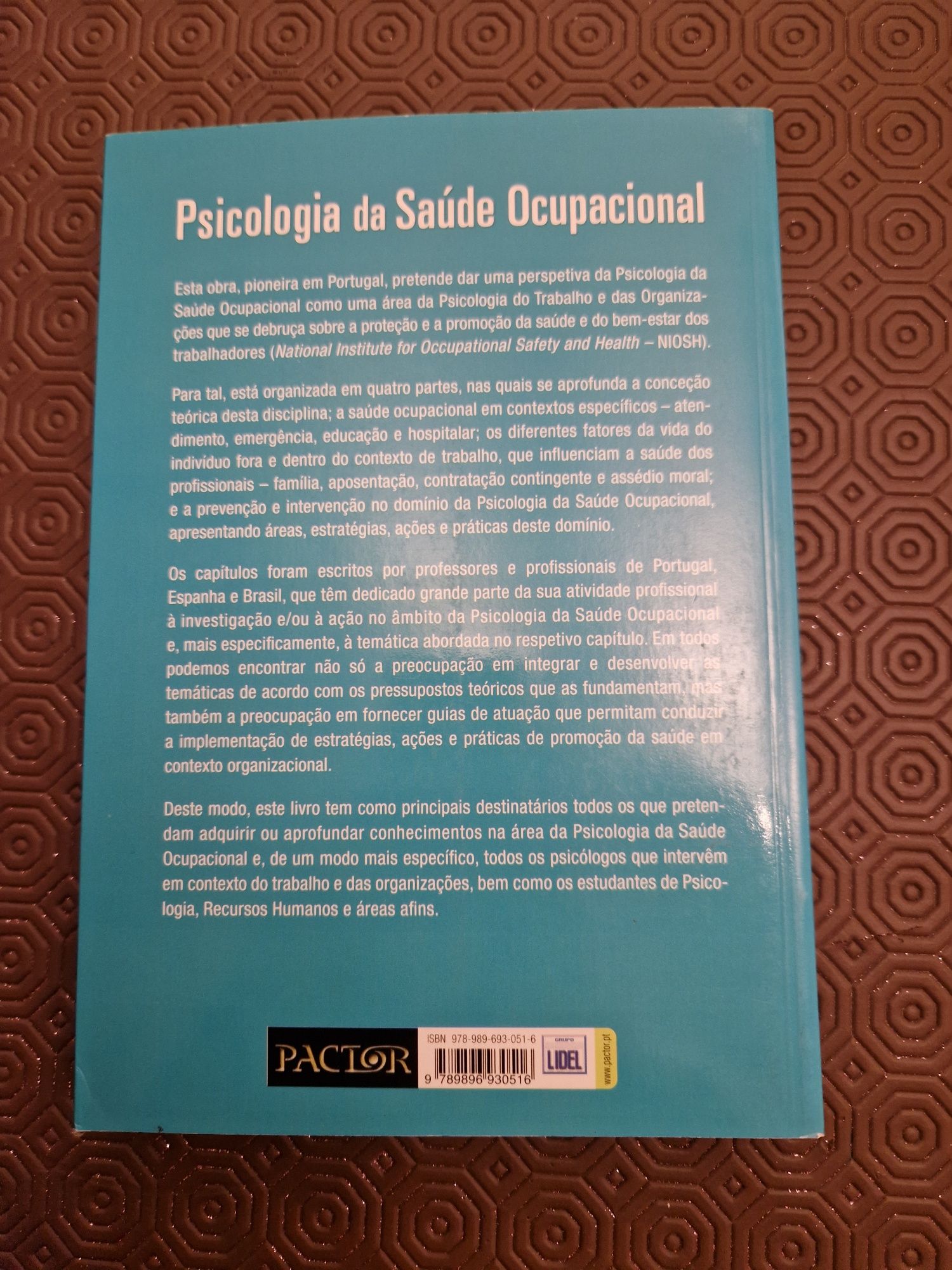 Livro 'Psicologia da Saúde Ocupacional'