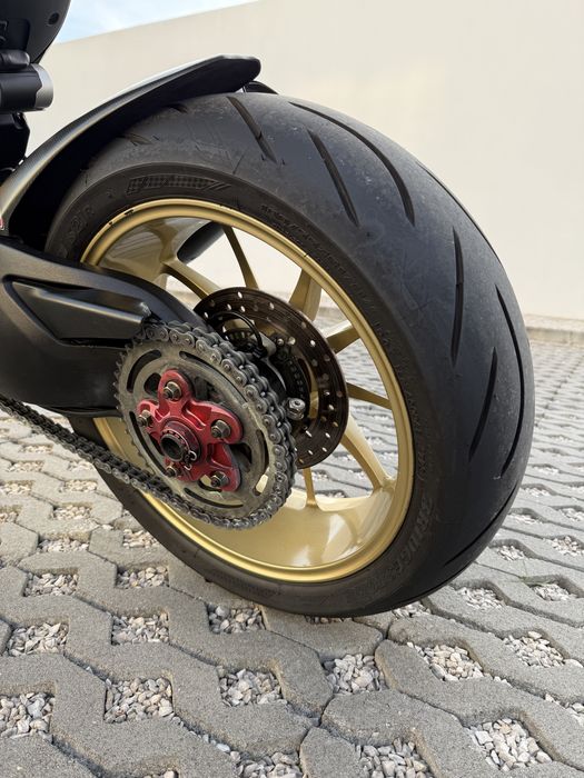 Ducati Hypermotard 821