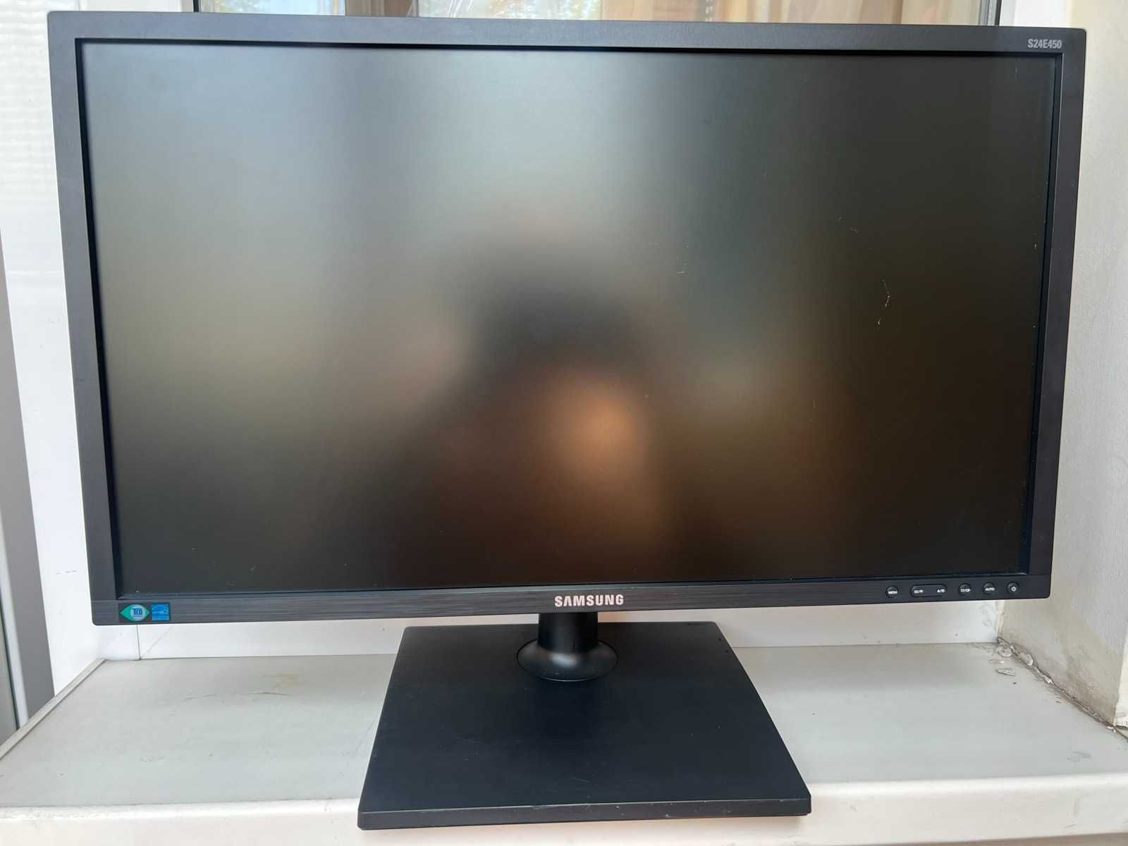 Монітор Samsung S24E450F