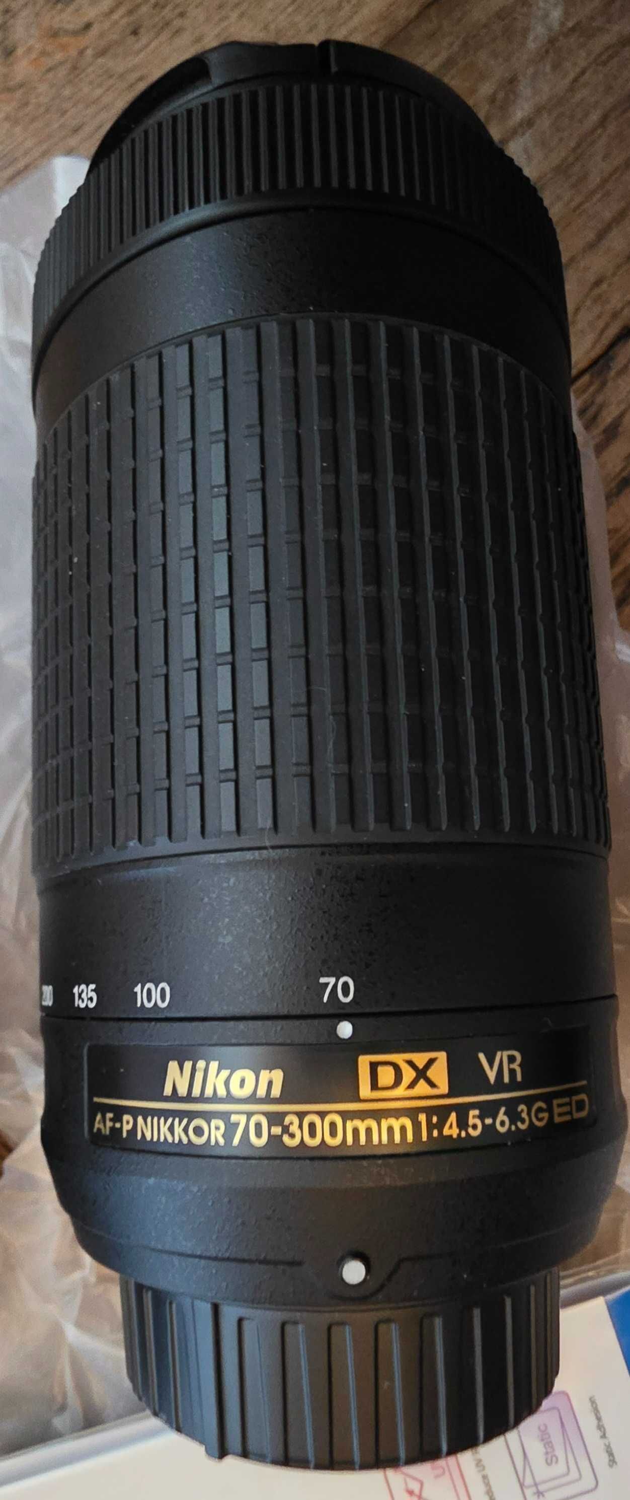 Aparat Fotograficzny Lustrzanka Nikon D5600 komplet
