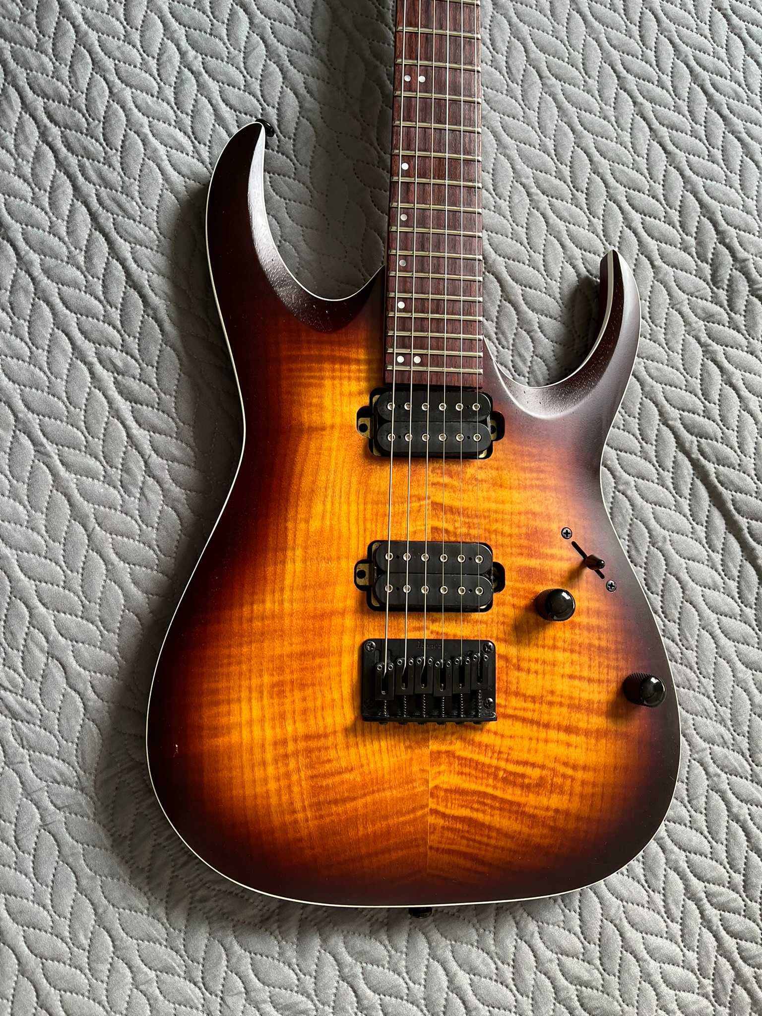 Gitara elektryczna Ibanez RGA42FM