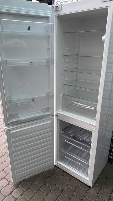 Холодильник б/в WHIRPOOL 200/60/60 Білий Крапельний #07599