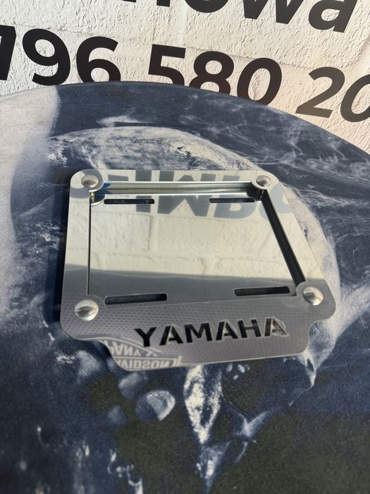 Ramka Pod  TABLICĘ REJESTRACYJNĄ - Yamaha  Metalowa