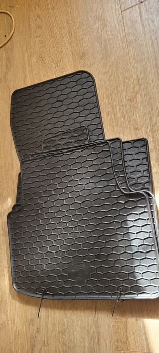 Dywaniki gumowe oryginalne VW Passat b8