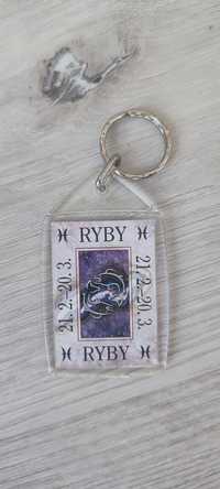 Bryloczek znak zodiaku Ryby