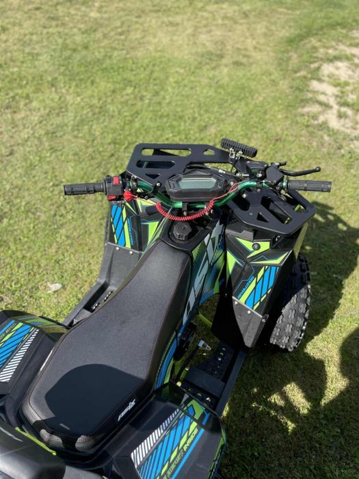 Quad Asix Commander