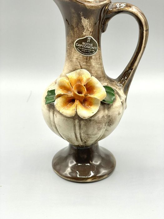 Jarra pequena campodimonte
