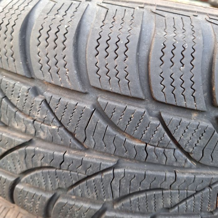 Opony 215/65/16 komplet kół zimowych Hundei  Kia