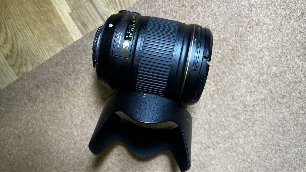 obiektyw Nikon AF-S NIKKOR 28mm f/1.8G