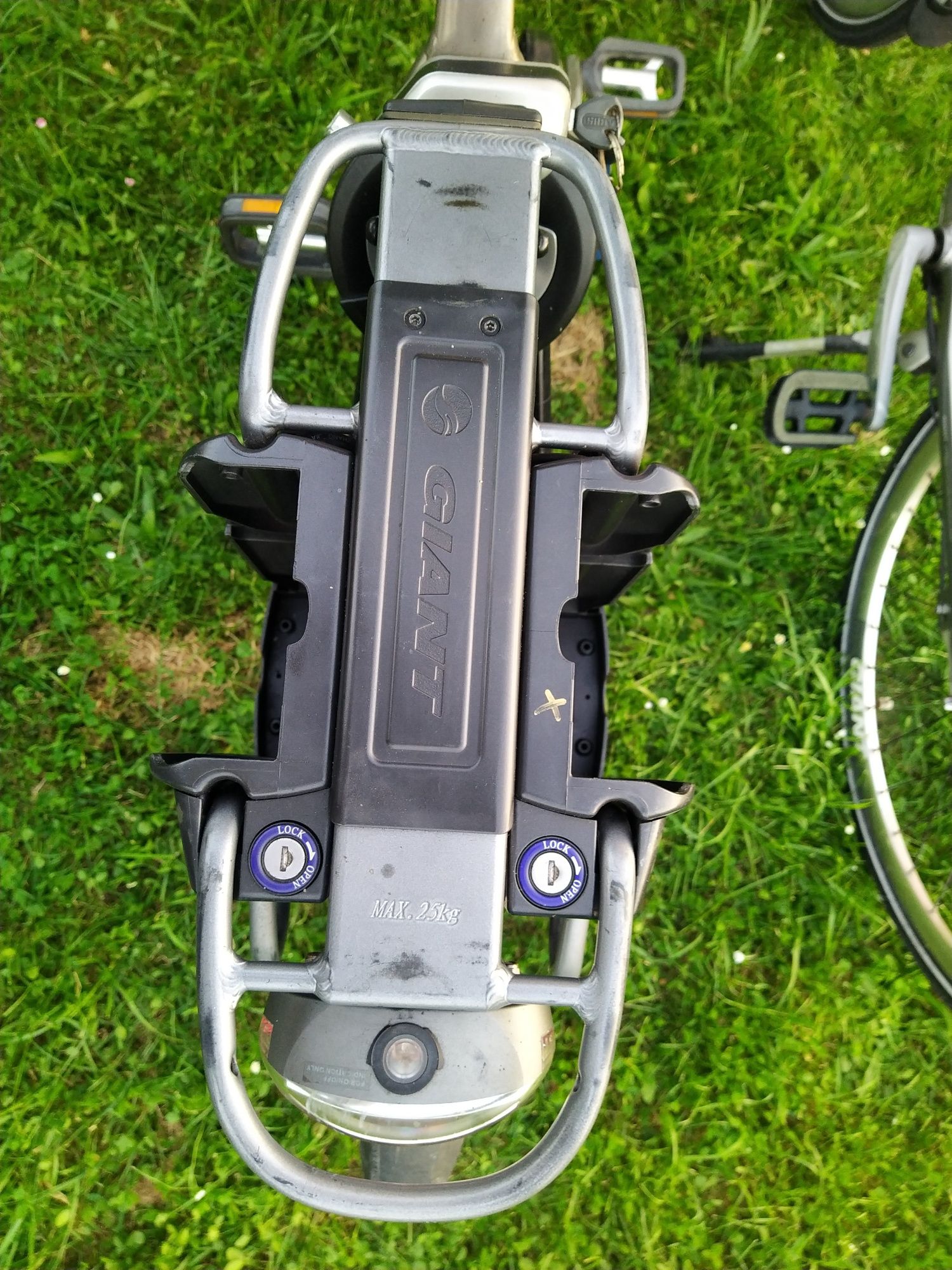 Rower elektryczny Giant Twist 36v 28 Alu Nexus NIE KOMPLETNY
