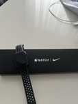 Apple Watch SE 2 gen nike Celluar